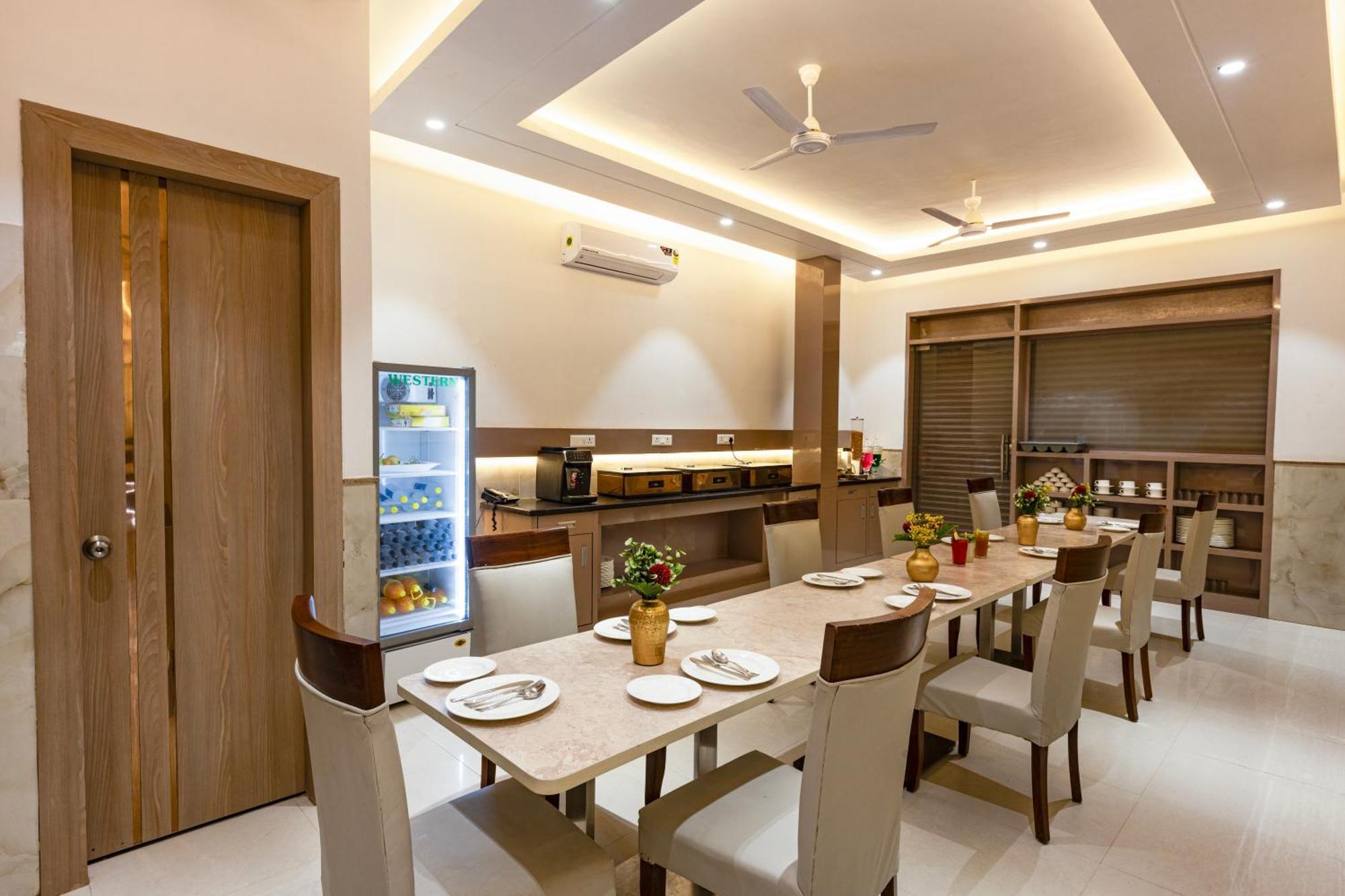 The Orion Hotel Era - Delhi Airport New Delhi Exteriör bild